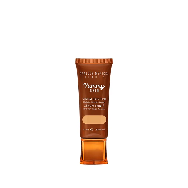 Danessa Myricks Beauty Yummy Skin Serum Skin Tint fond de teint hydratant lissant teinte 4 - Light Skin With