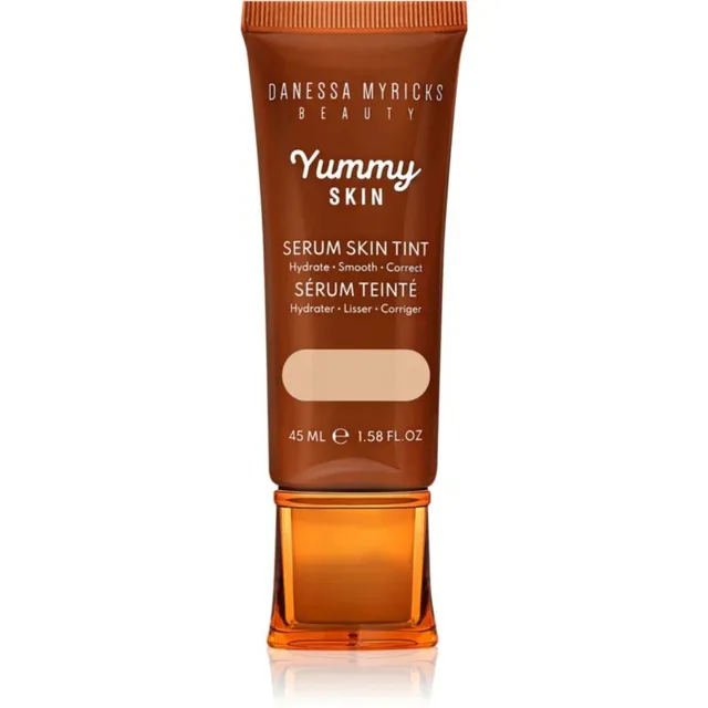 Danessa Myricks Beauty Yummy Skin Serum Skin Tint fond de teint hydratant lissant teinte 3.5 - Light With
