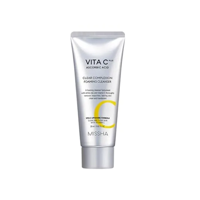 MISSHA Vita C Plus Clear Complexion Foaming Cleanser